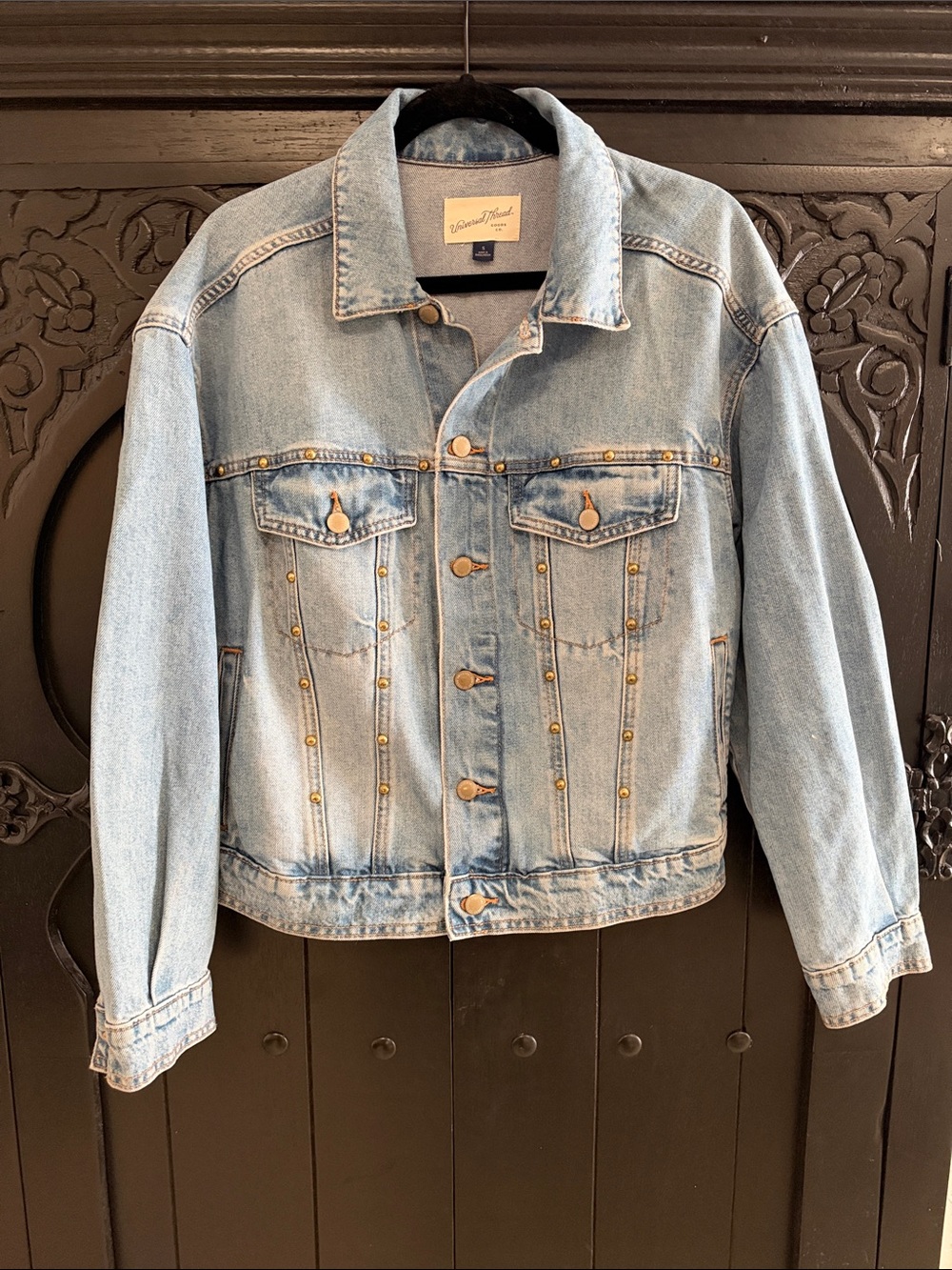 Universal Thread Light Blue Denim Jacket with Gold Studs